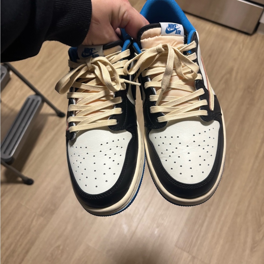Jordan retro 1 low Travis Scott blue - Picture 8 of 9
